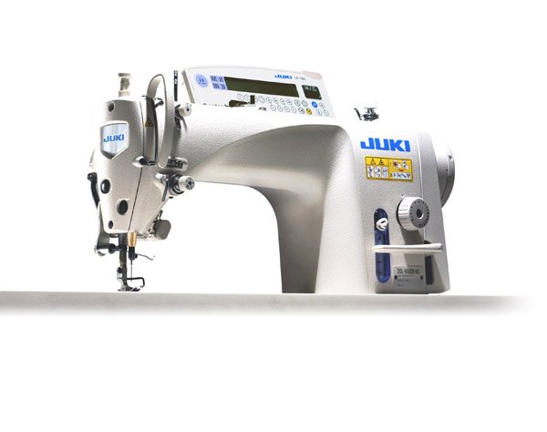 Прямострочная одноигольная швейная машина Juki DDL 9000BSS WB AK141