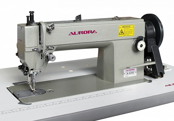 Прямострочная промышленная швейная машина Aurora A-0302-CX