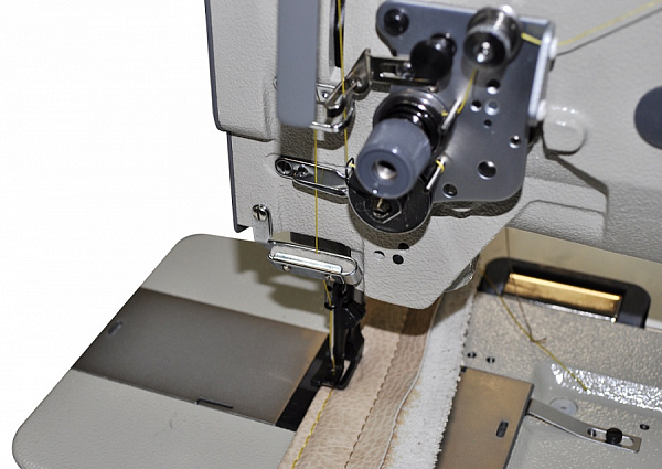 Прямострочная промышленная швейная машина Velles VLS 1130