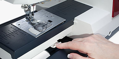 Швейно-вышивальная машина Janome Memory Craft MC 9900 (с вышивальным блоком)