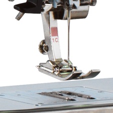 Швейно-вышивальная машина Bernina B 750 QE (с вышивальным блоком)