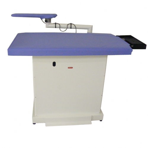 Профессиональный прямоугольный гладильный стол Lelit PUS 300 D