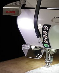 Швейно-вышивальная машина Janome Memory Craft MC 12000 Horizon (с вышивальным блоком)