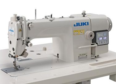 Прямострочная одноигольная швейная машина Juki DDL 8700B 7 WB SC920 M92