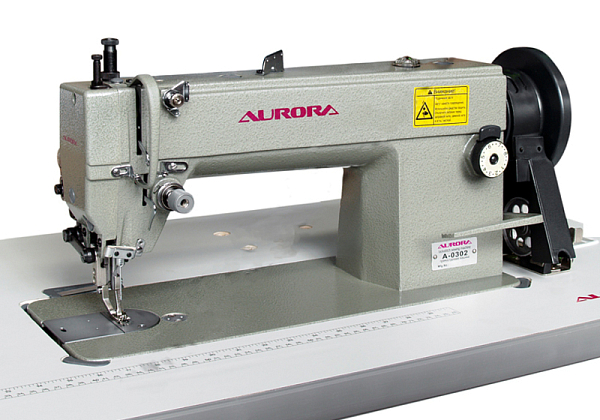 Прямострочная промышленная швейная машина Aurora A-0302