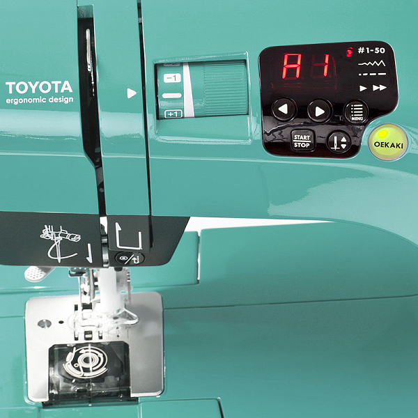Швейная машина Toyota Oekaki 50G Renaissance
