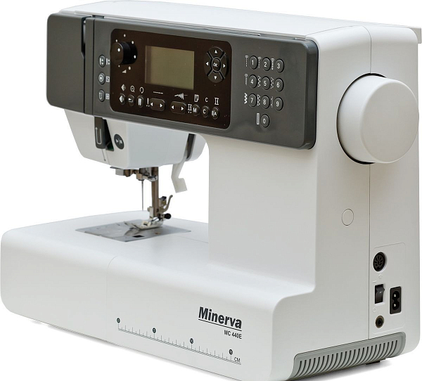 Швейно-вышивальная машина Minerva MC 440E (с вышивальным блоком)