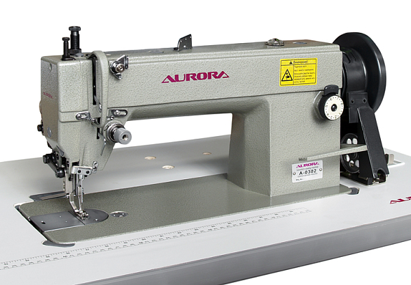 Прямострочная промышленная швейная машина Aurora A-0302CX-L