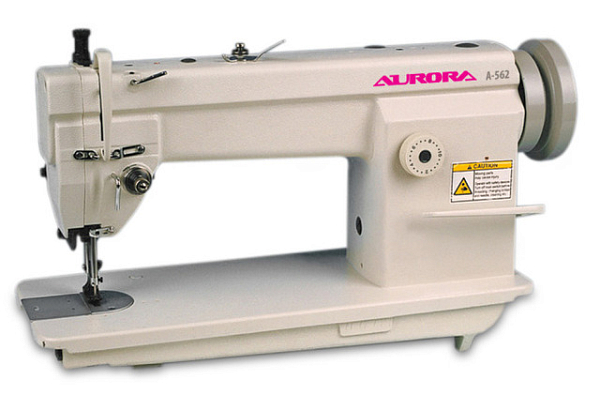 Прямострочная промышленная швейная машина Aurora A-562 с тройным продвижением