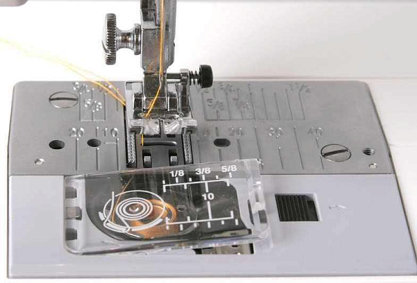 Швейная машина Janome Memory Craft 3000 (MC 3000)