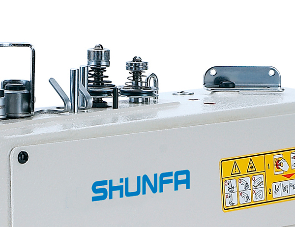 Промышленная пуговичная швейная машина Shunfa SF 1377 TY (комплект)