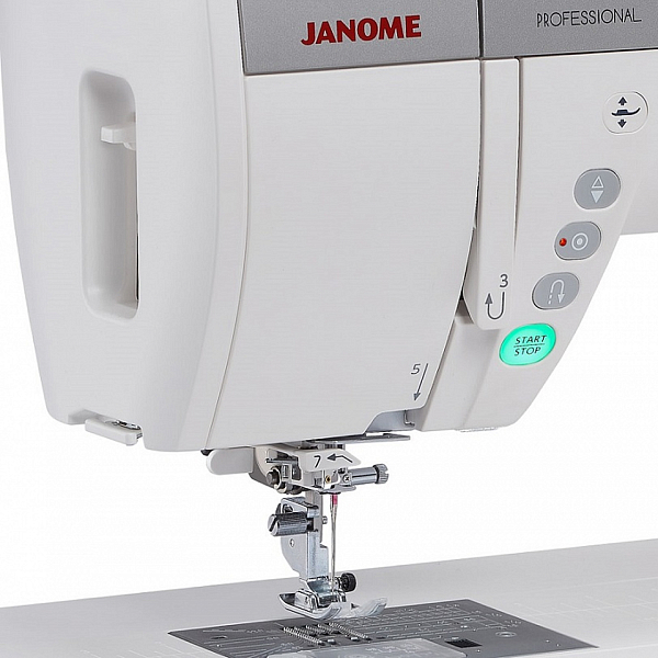 Швейная машина Janome Memory Craft 9450 QCP